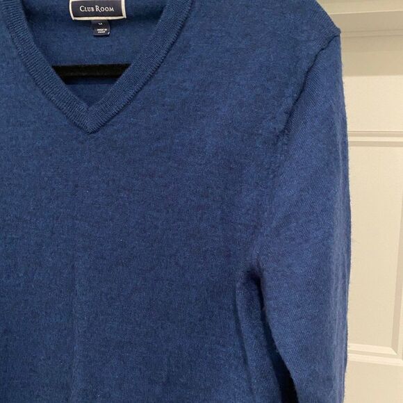 Club Room Men's Size Small Wool Blend V-Neck Royal Blue Pullover Sweater - Picture 2 of 6